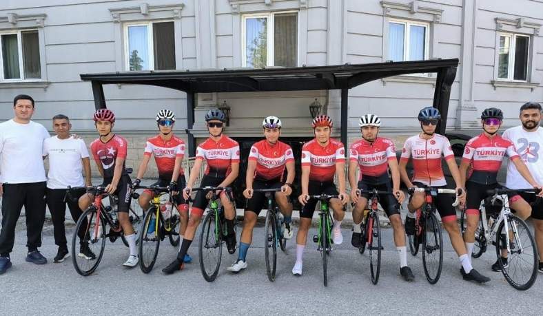 sakarya-yol-bisiklet-milli-takim.jpg