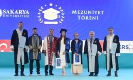 Eğitim liderleri SAÜ'den mezuniyet töreniyle uğurlandı