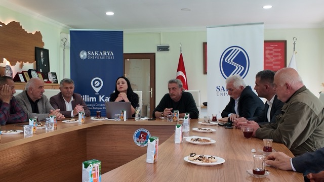 SAÜ’den muhtarlara sosyal medya rehberi