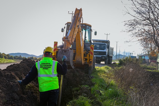 Bin 600 metrelik yenileme projesiyle bölgenin atık su altyapısı güçleniyor