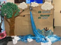 El yapımı kağıt ve ip kullanımıyla doğal manzara.