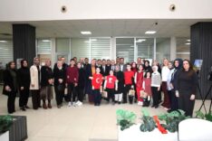 Erenler Belediyesinde anlamlı sergi etkinliği, toplumsal duyarlılığı artırmak amacıyla düzenlendi.