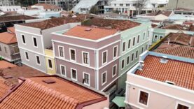 Restorasyon çalışmaları tamamlanan 45 yapı, tarihi dokusunu koruyarak yenilendi.