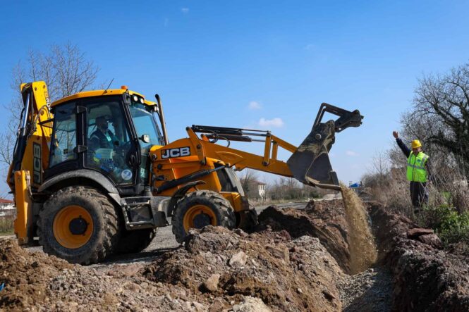 Arifiye Hanlı Mahallesi’nde Güçlü 5 Bin Metrelik İçme Suyu Hattı Projesi Yükseliyor