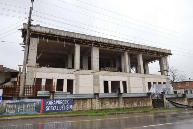 Karapürçek Sosyal Gelişim Merkezi Projesinde İnşaat Çalışmaları Yüzde 60 Tamamlandı