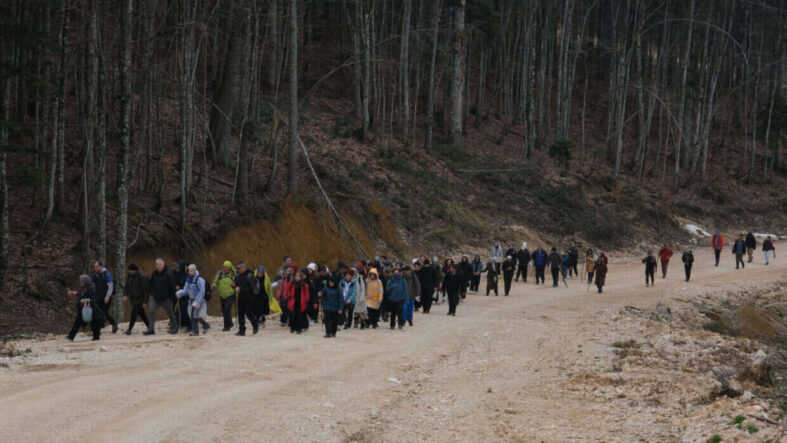 Sakarya’da Beygümbet ve Yanık Yaylası Parkurunda Doğaseverler Baharın Keyfini Çıkardı