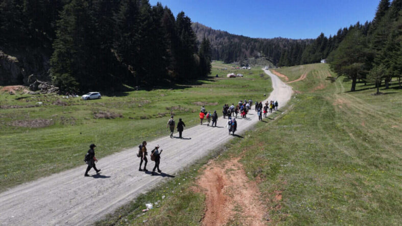 Pamukova'daki İnönü ve Ercova Yaylalarında Doğaseverler Baharın Keyfini Çıkardı