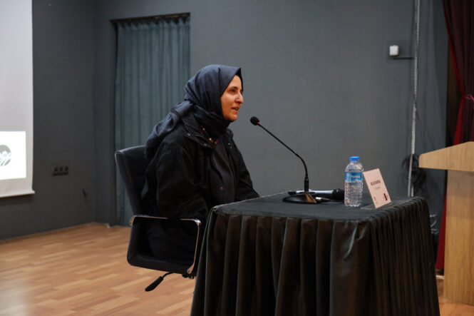 Gülizar Filmi Sakarya Ofis Sanat Merkezi’nde Gösterildi, Yönetmeni Belkıs Bayrak Katılımcılarla Söyleşi Yaptı